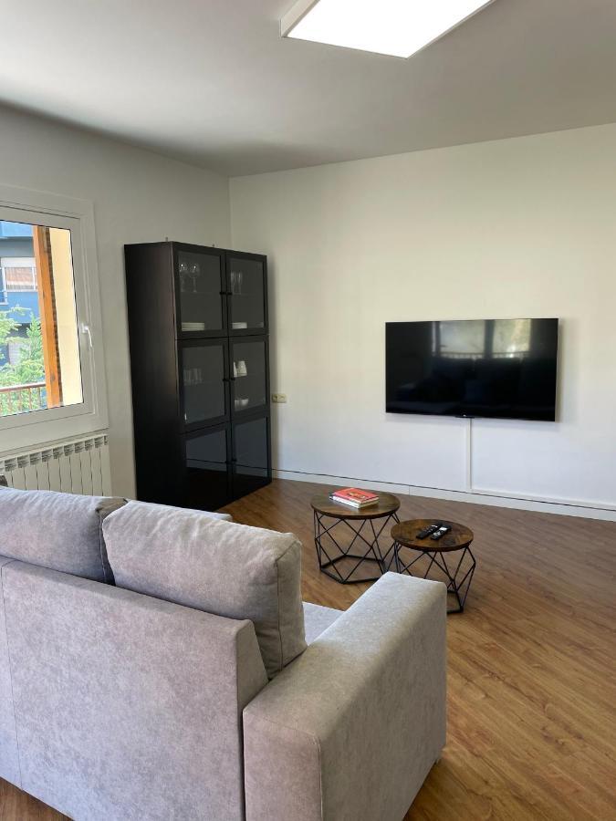 Apartamento Centrico En Berga - Alberga Εξωτερικό φωτογραφία