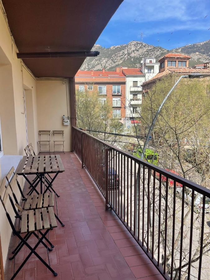 Apartamento Centrico En Berga - Alberga Εξωτερικό φωτογραφία