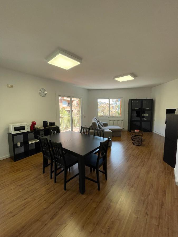 Apartamento Centrico En Berga - Alberga Εξωτερικό φωτογραφία