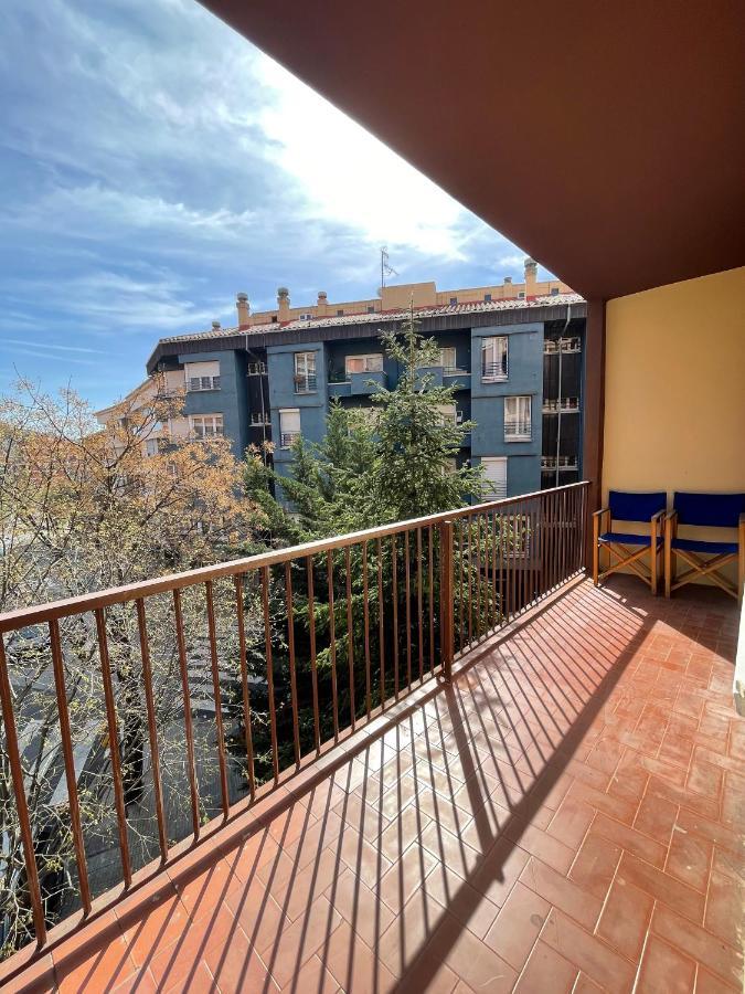 Apartamento Centrico En Berga - Alberga Εξωτερικό φωτογραφία